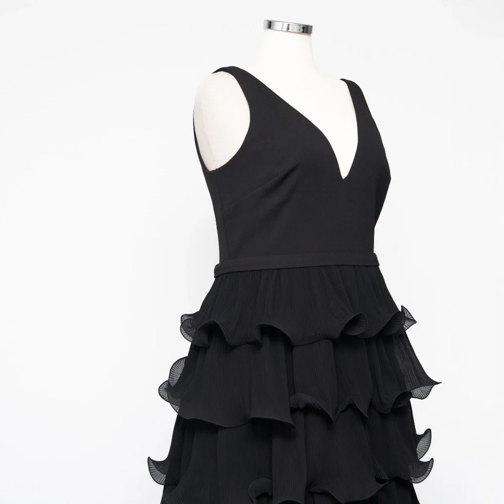 Betsy and Adam Women's V Neck Tiered Long Gown‎ - Picture 13 of 13